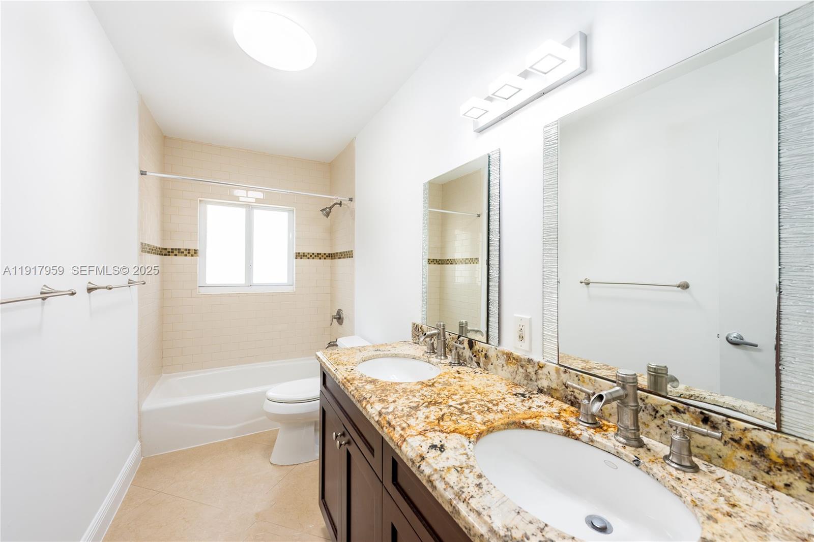 CORAL REEF ESTATES - Residential Lease