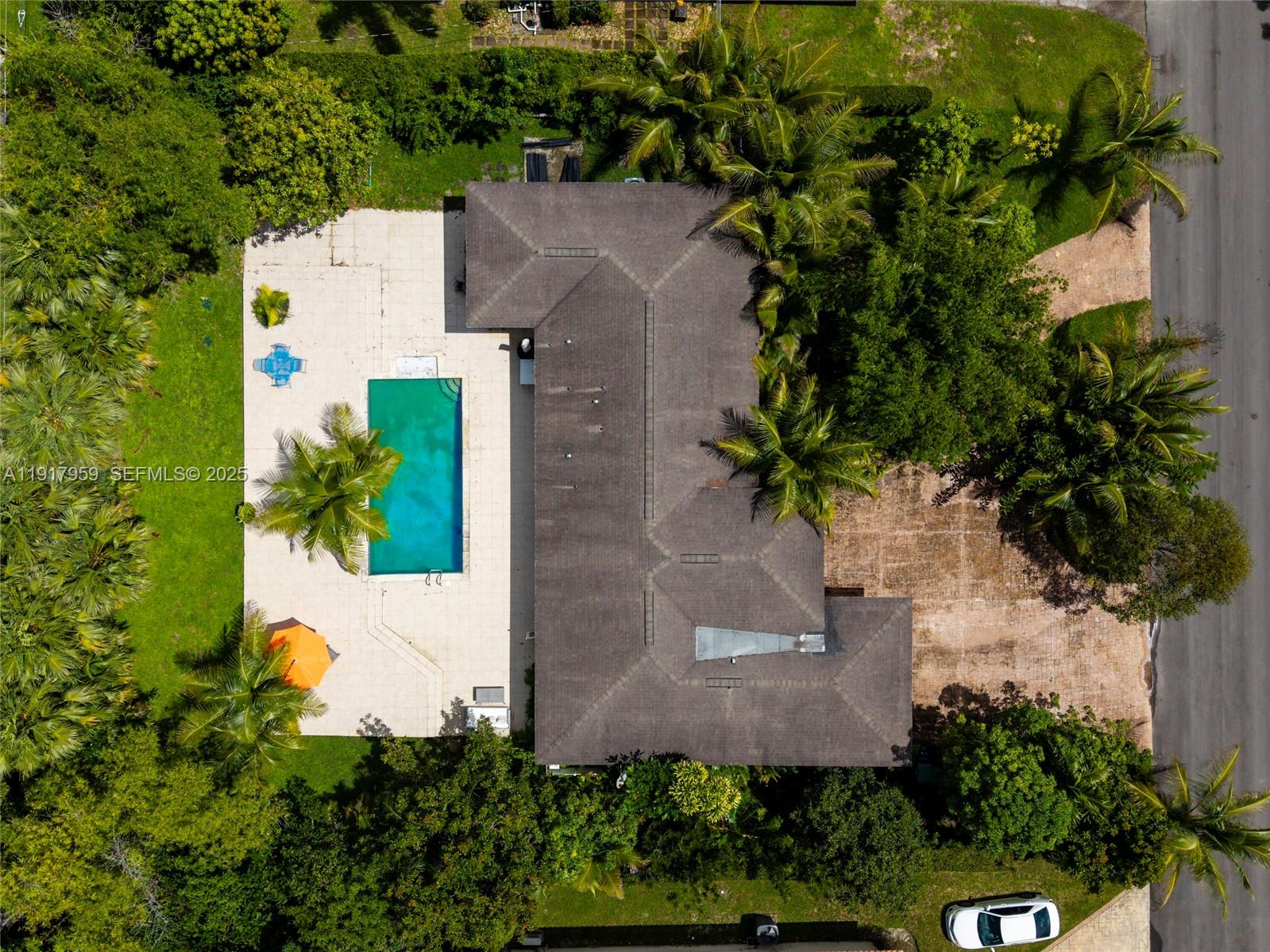 CORAL REEF ESTATES - Residential Lease