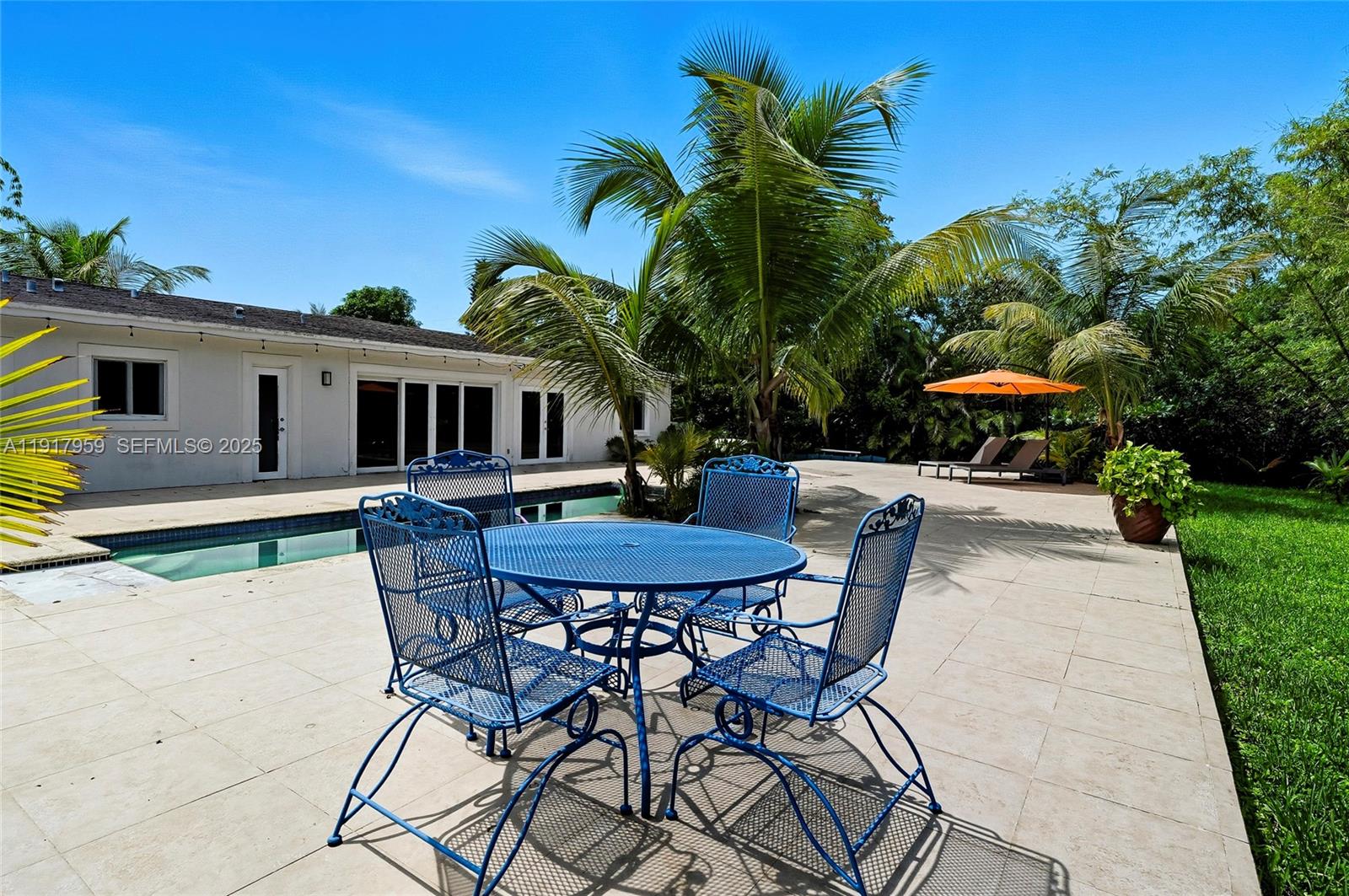 CORAL REEF ESTATES - Residential Lease