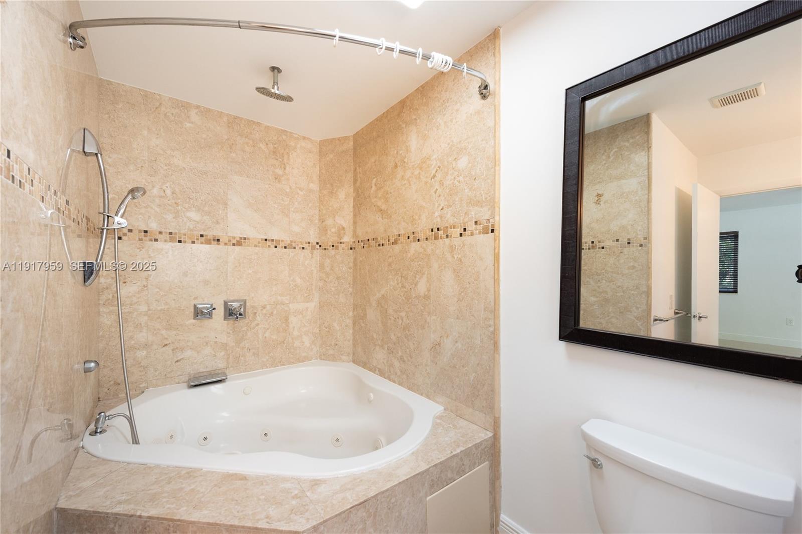 CORAL REEF ESTATES - Residential Lease