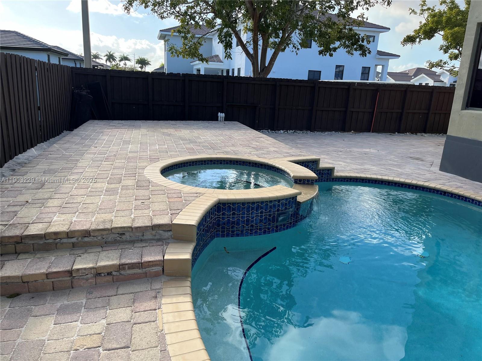 MANSIONS AT SION - Residential