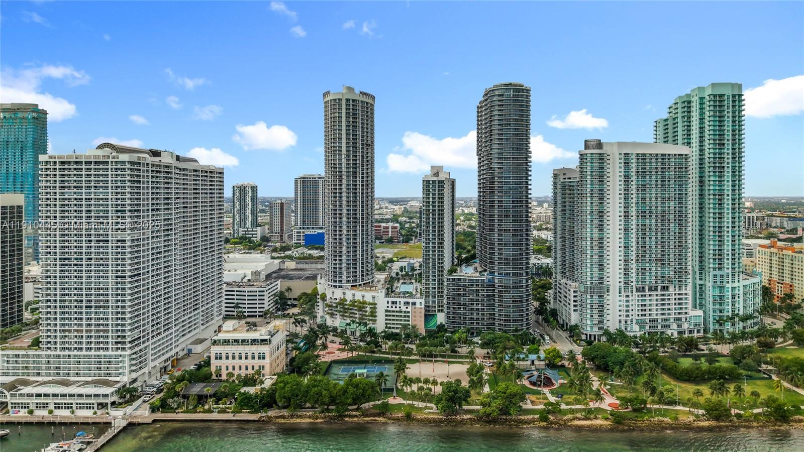 OPERA TOWER CONDO - Residential