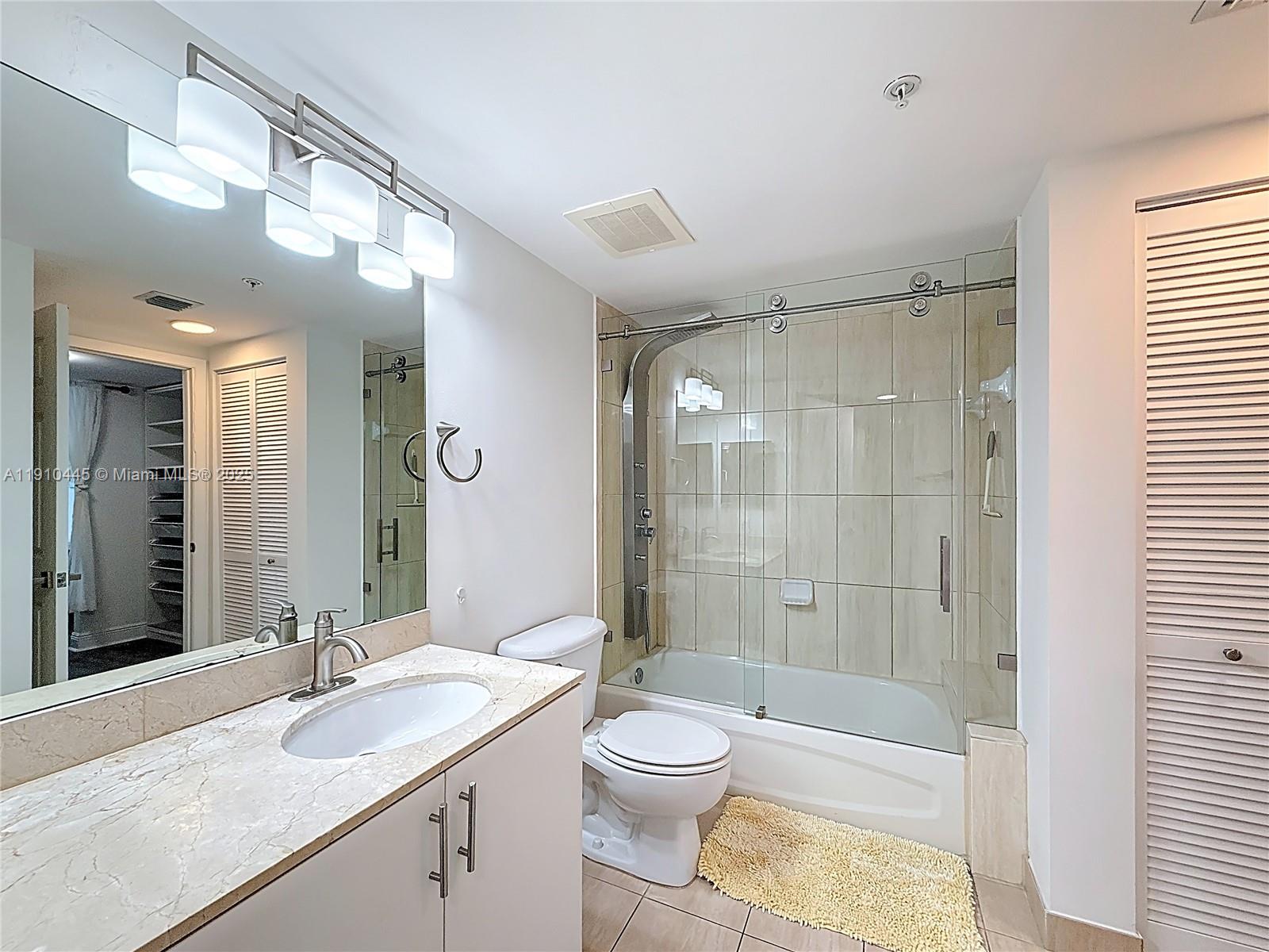 OPERA TOWER CONDO - Residential