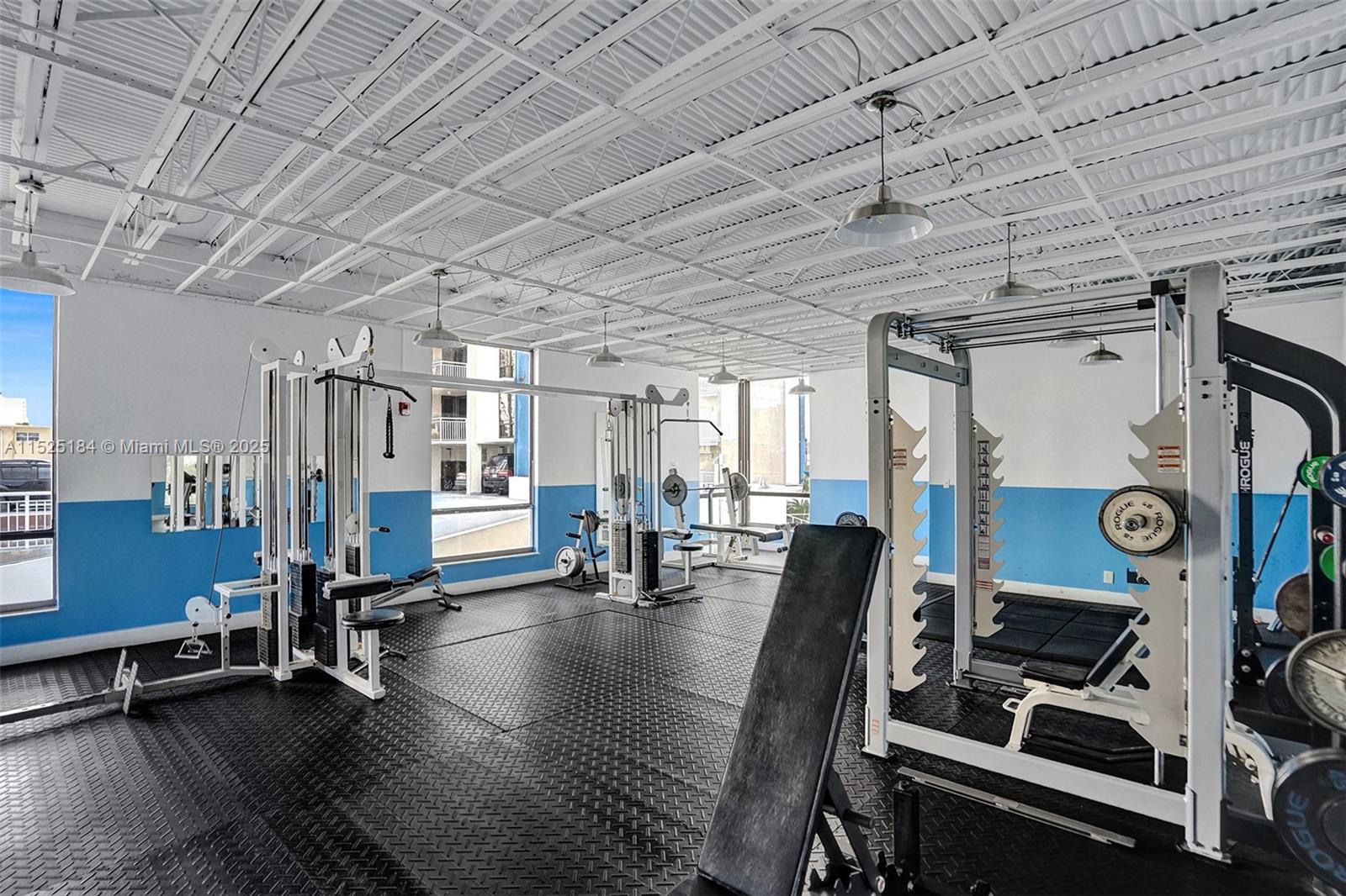 ALLINGTON TOWERS CONDO - Residential