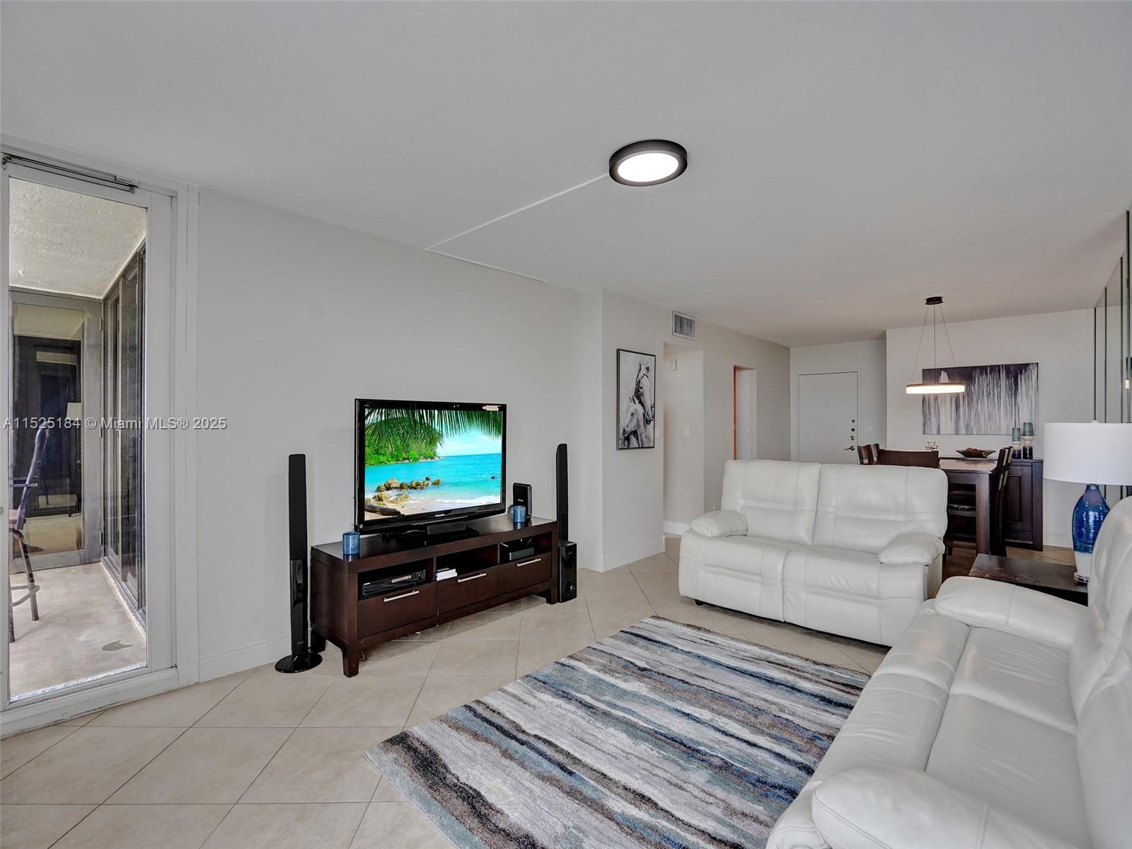 ALLINGTON TOWERS CONDO - Residential
