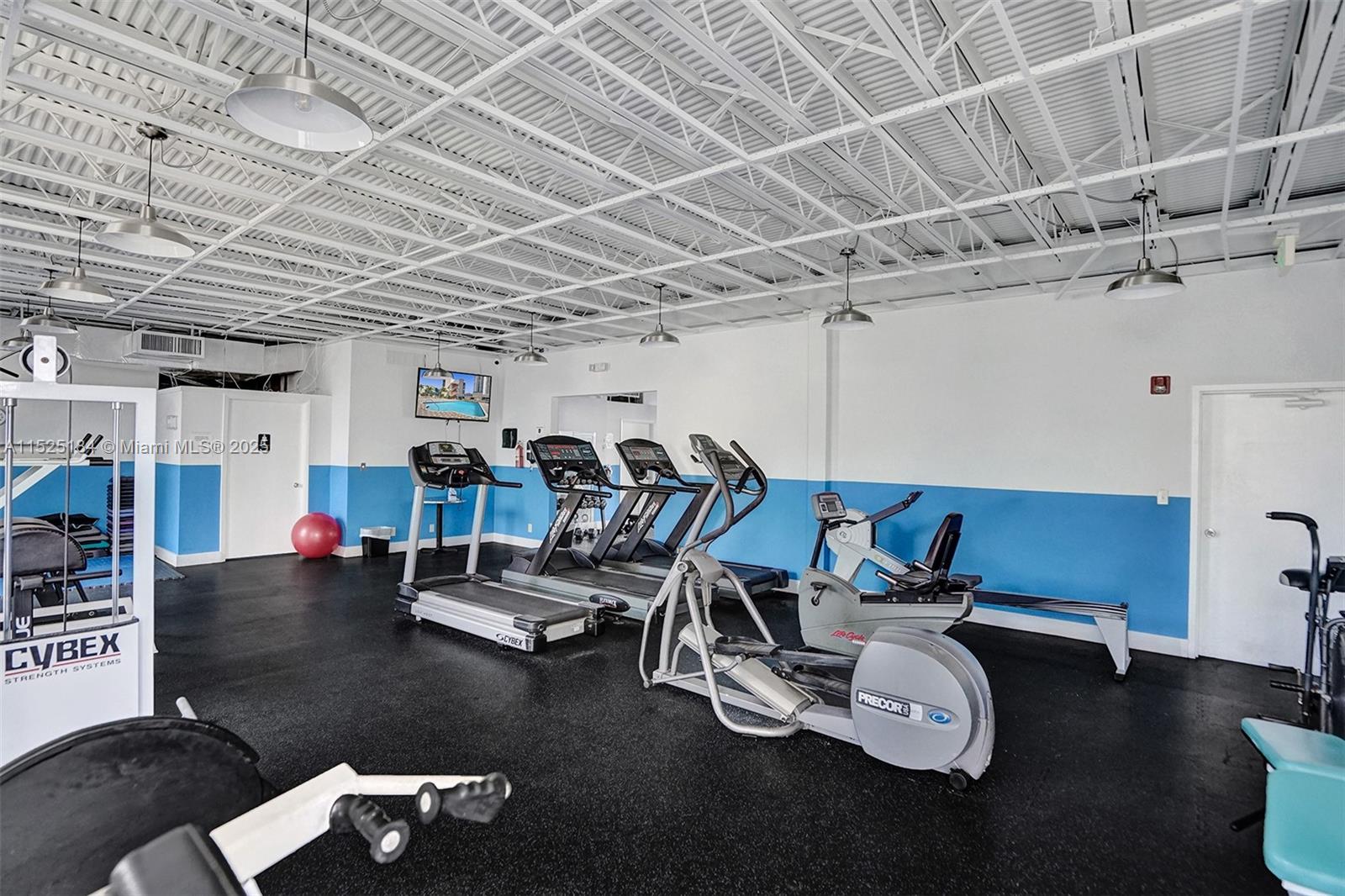 ALLINGTON TOWERS CONDO - Residential