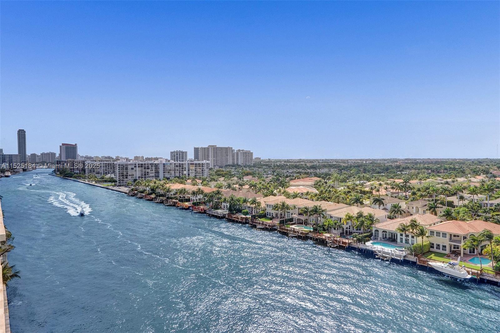 ALLINGTON TOWERS CONDO - Residential