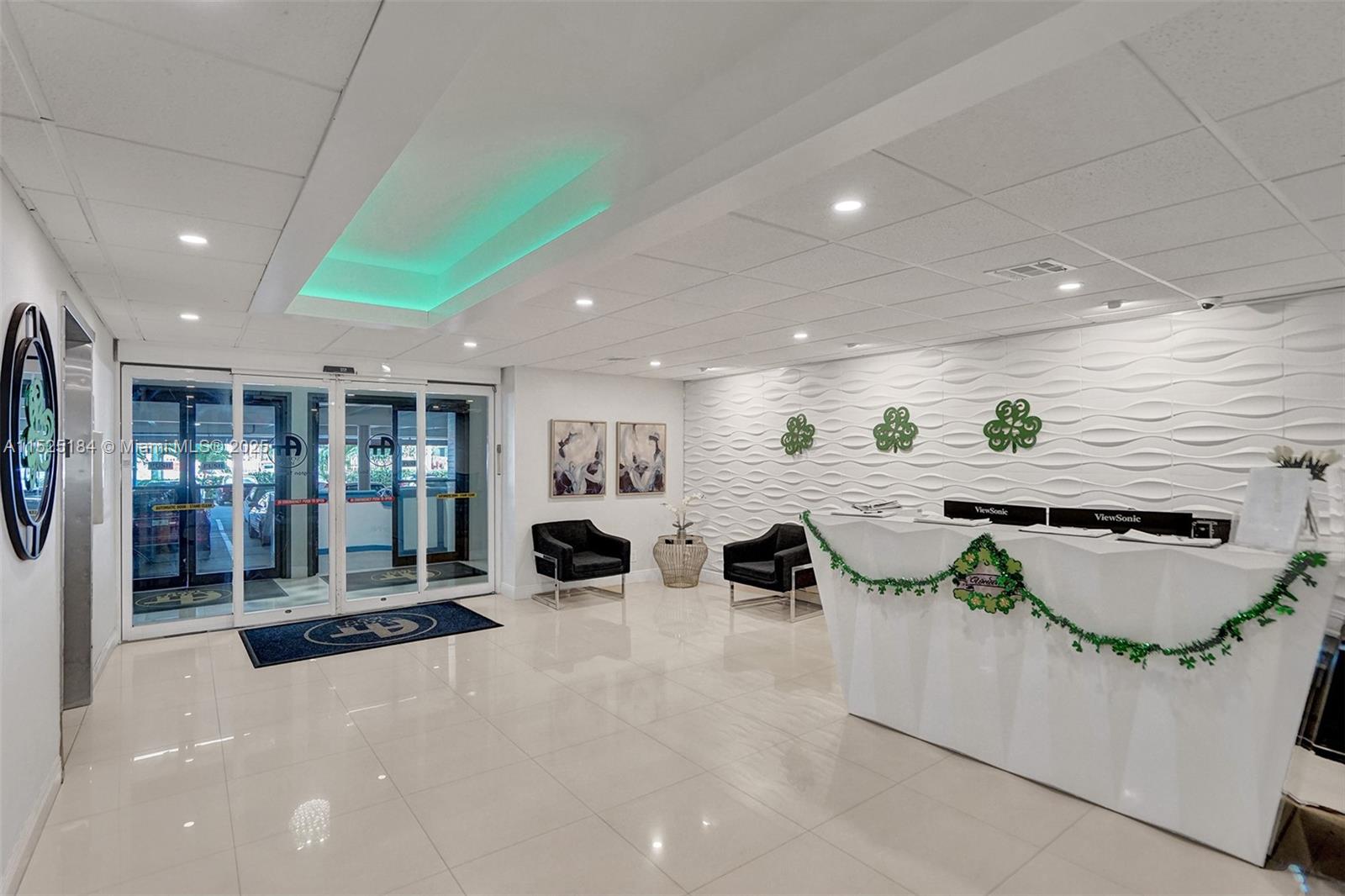 ALLINGTON TOWERS CONDO - Residential