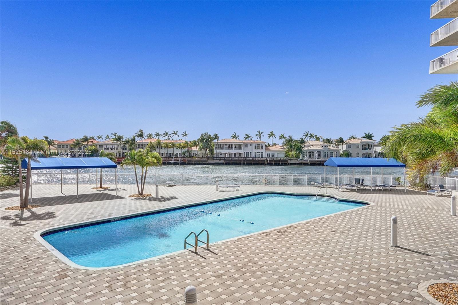 ALLINGTON TOWERS CONDO - Residential