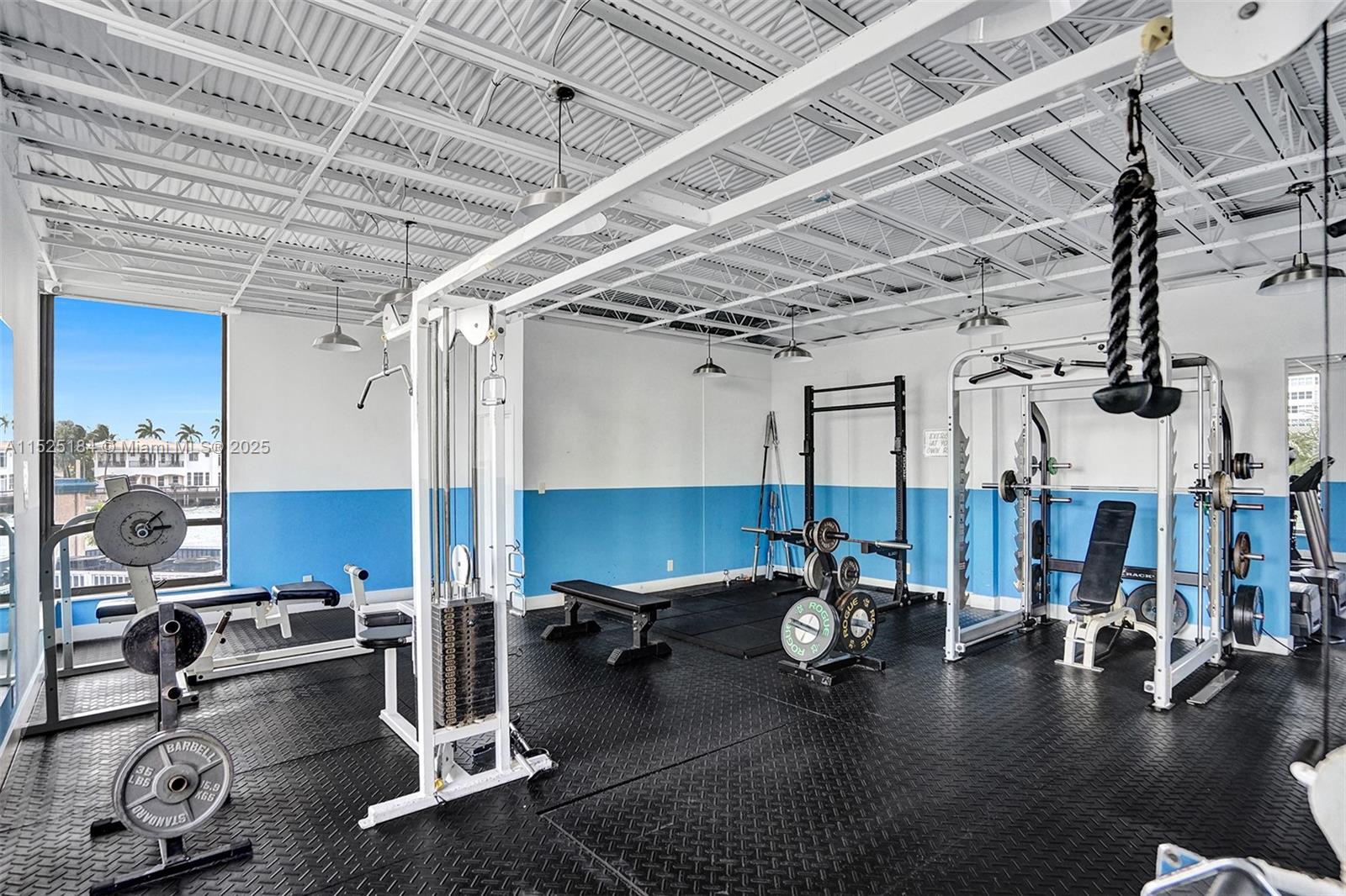 ALLINGTON TOWERS CONDO - Residential