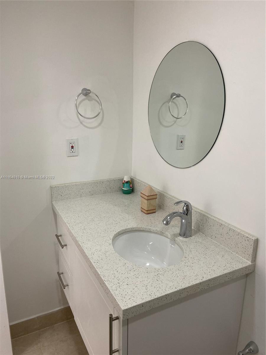 KEYSTONE HARBOR CLUB - Residential Lease