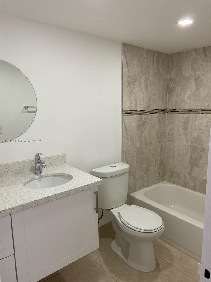 KEYSTONE HARBOR CLUB - Residential Lease