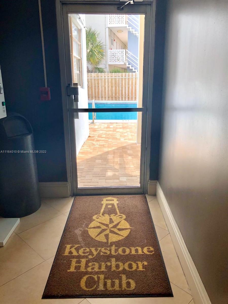 KEYSTONE HARBOR CLUB - Residential Lease