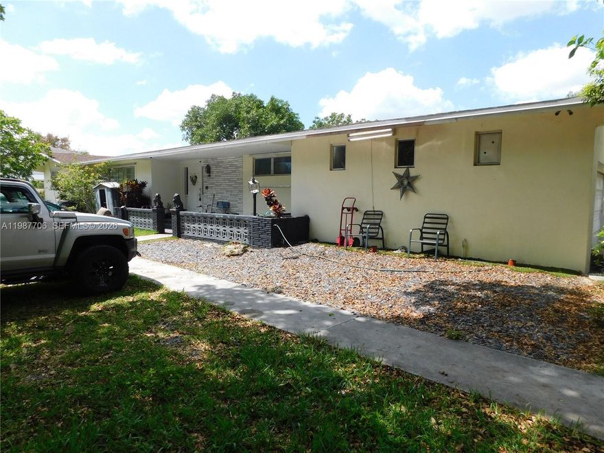 Location Location! surrounded by Million-dollar homes. Two Bedrooms, 1 bath Apartment with everything included in the rent. Electricity, water, internet, lawn, and pool service. Huge Lot with plenty of parking. We present all Offers