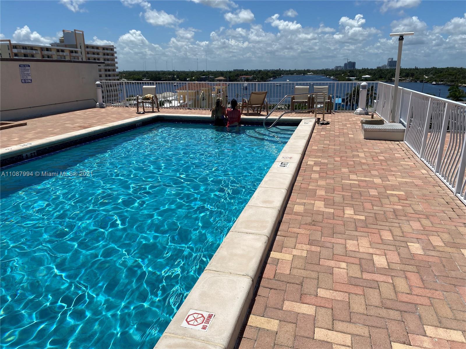 MAINSAIL CONDO - Residential Lease