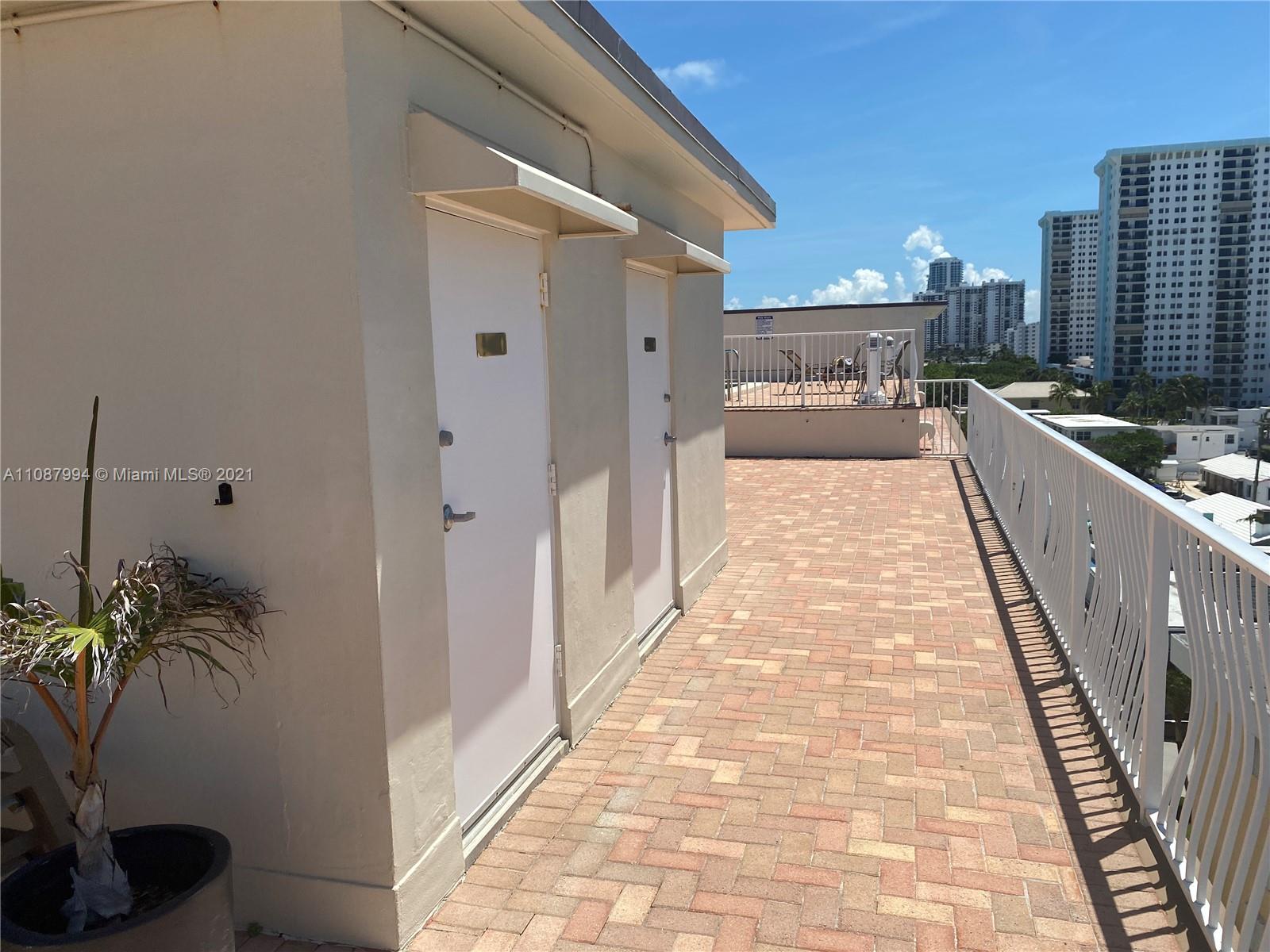 MAINSAIL CONDO - Residential Lease