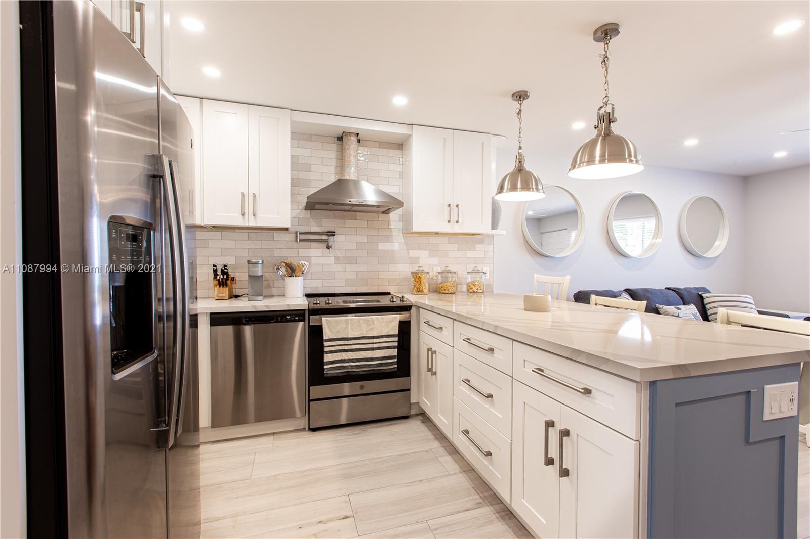 MAINSAIL CONDO - Residential Lease