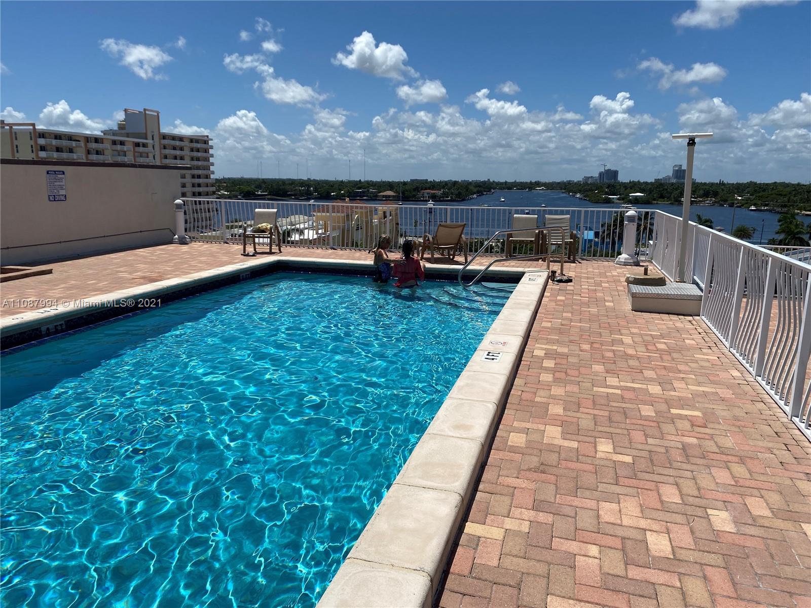 MAINSAIL CONDO - Residential Lease