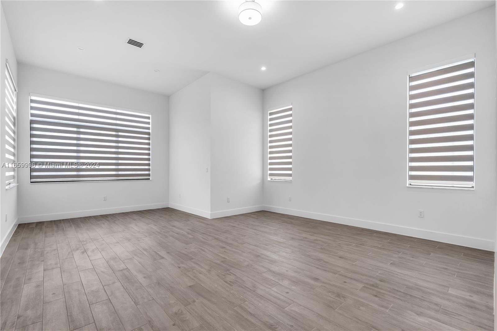 ESTATES AT SUNSET - Residential