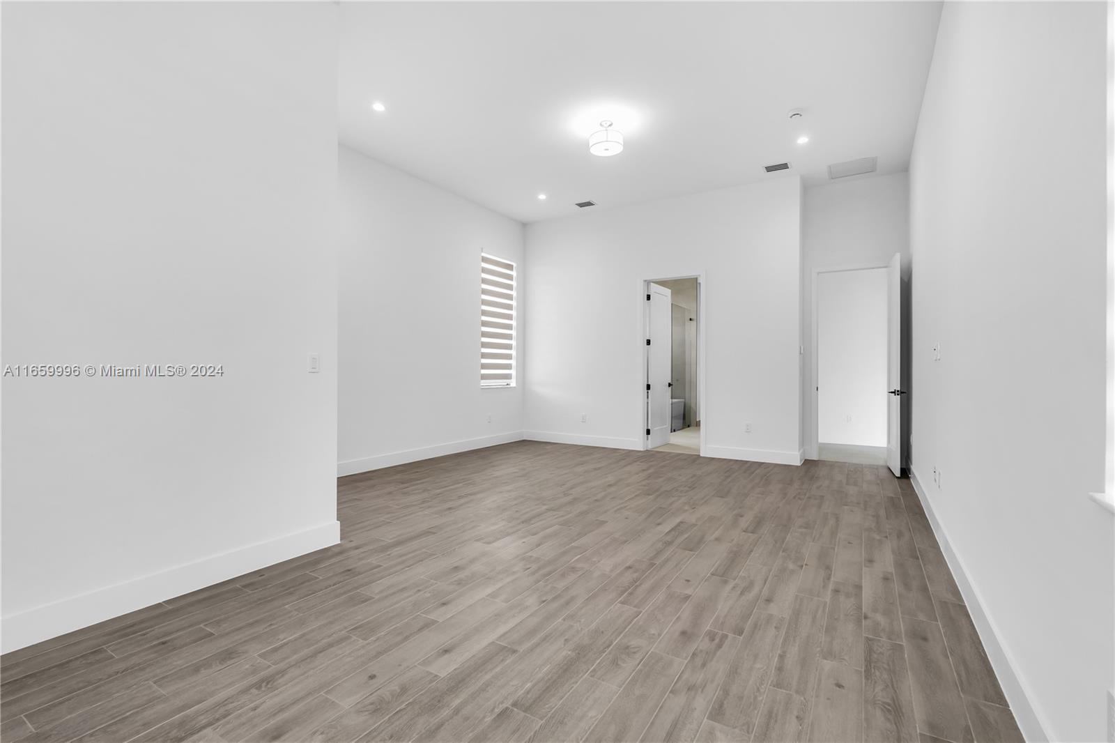 ESTATES AT SUNSET - Residential