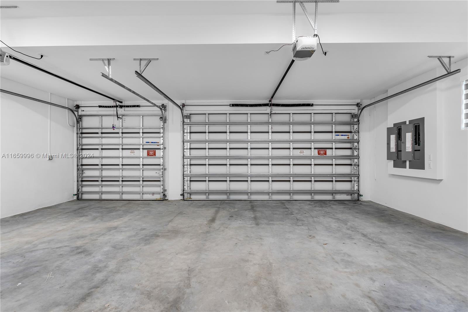 ESTATES AT SUNSET - Residential