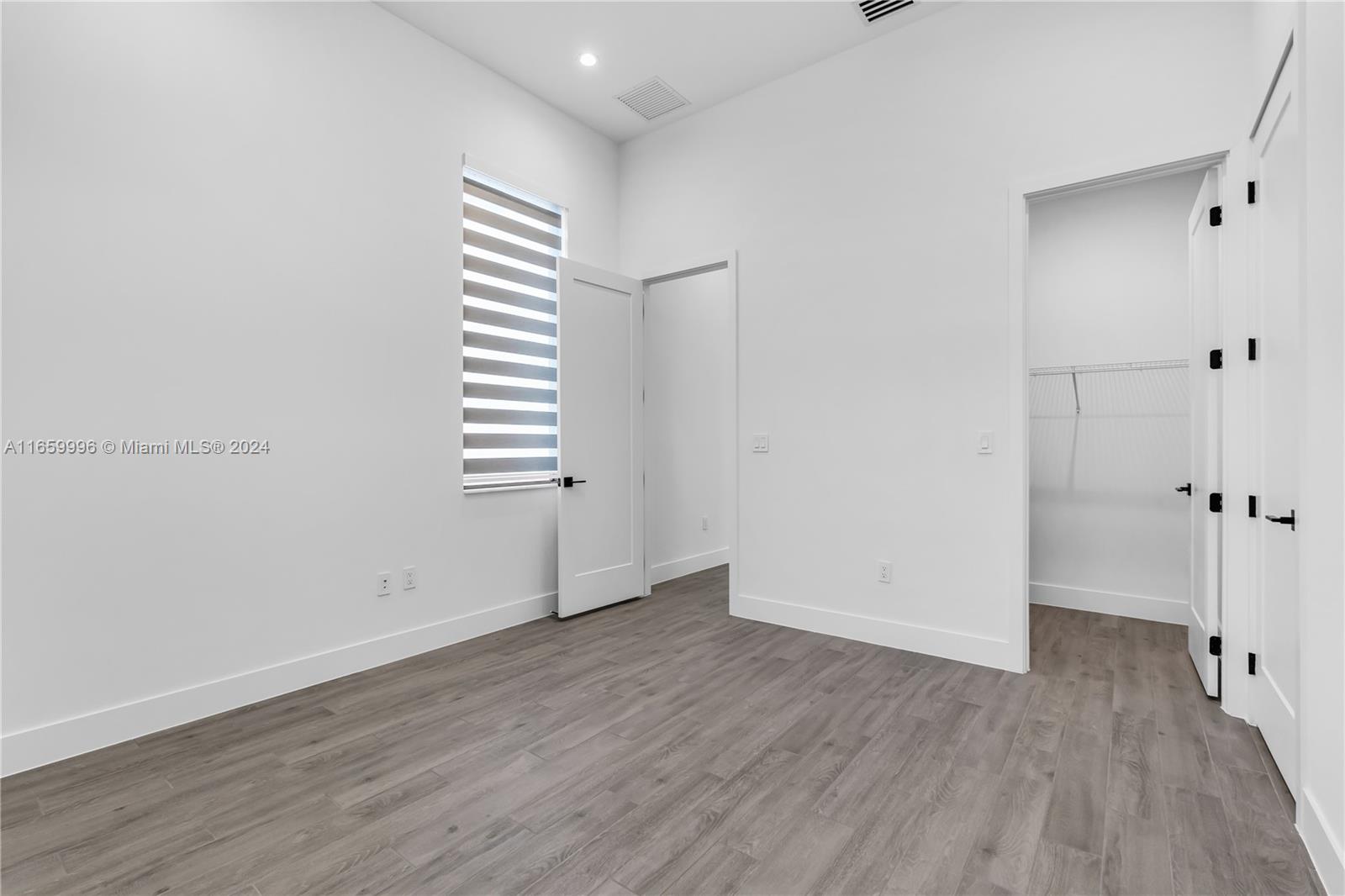 ESTATES AT SUNSET - Residential