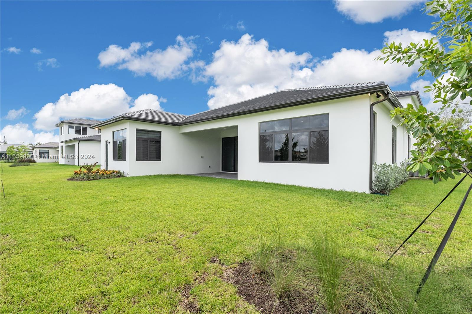 ESTATES AT SUNSET - Residential