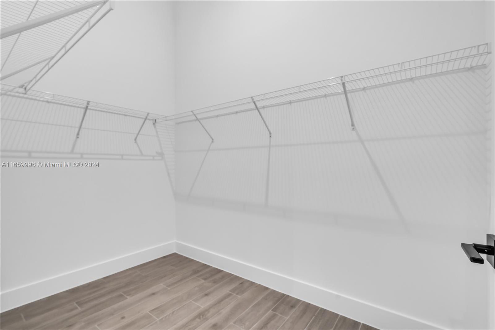 ESTATES AT SUNSET - Residential