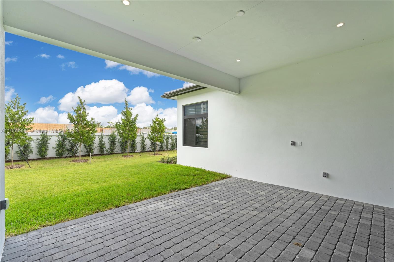 ESTATES AT SUNSET - Residential