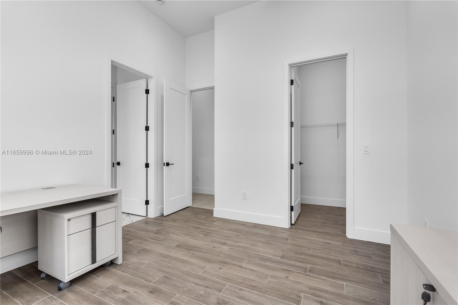 ESTATES AT SUNSET - Residential