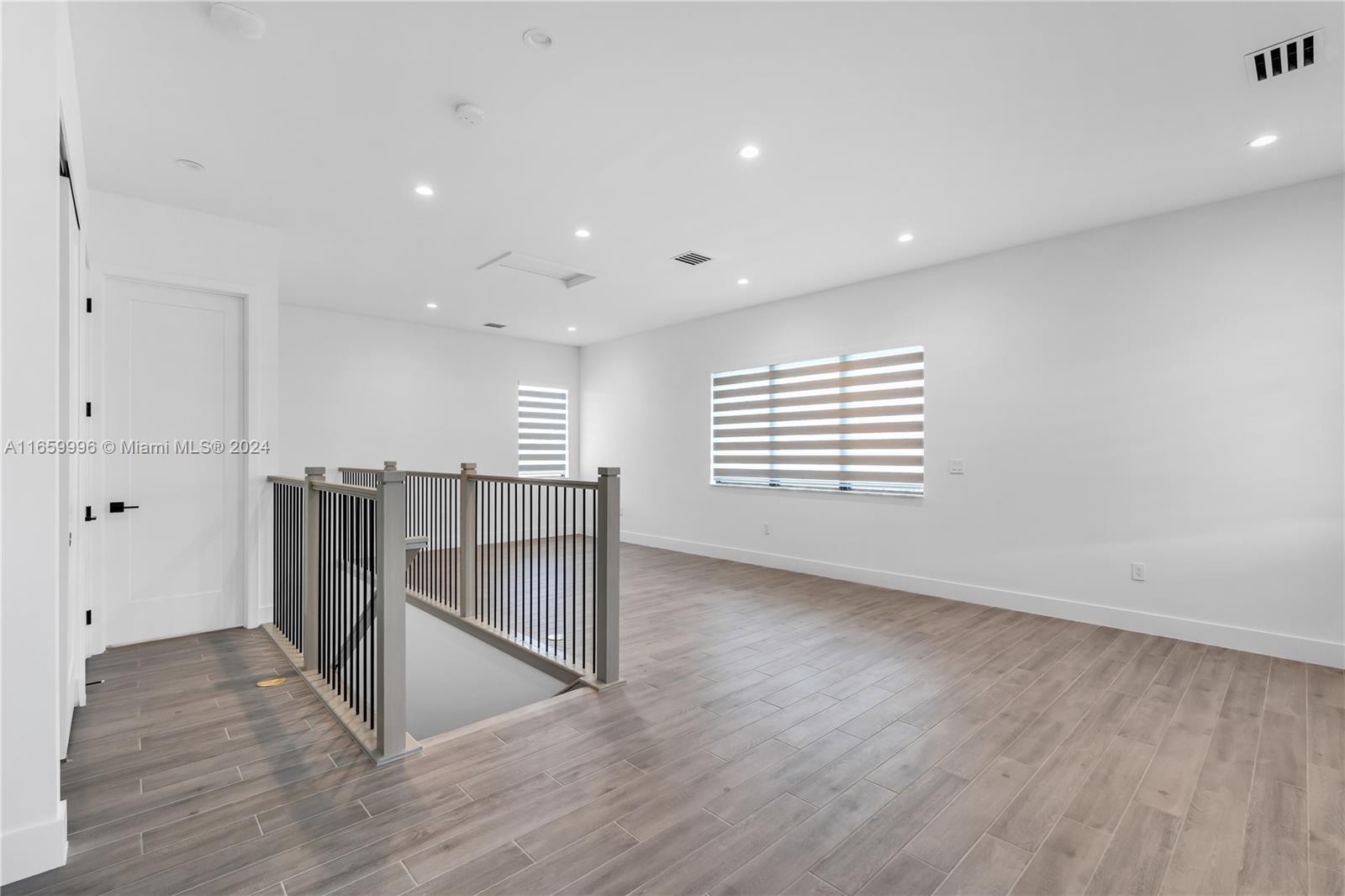 ESTATES AT SUNSET - Residential