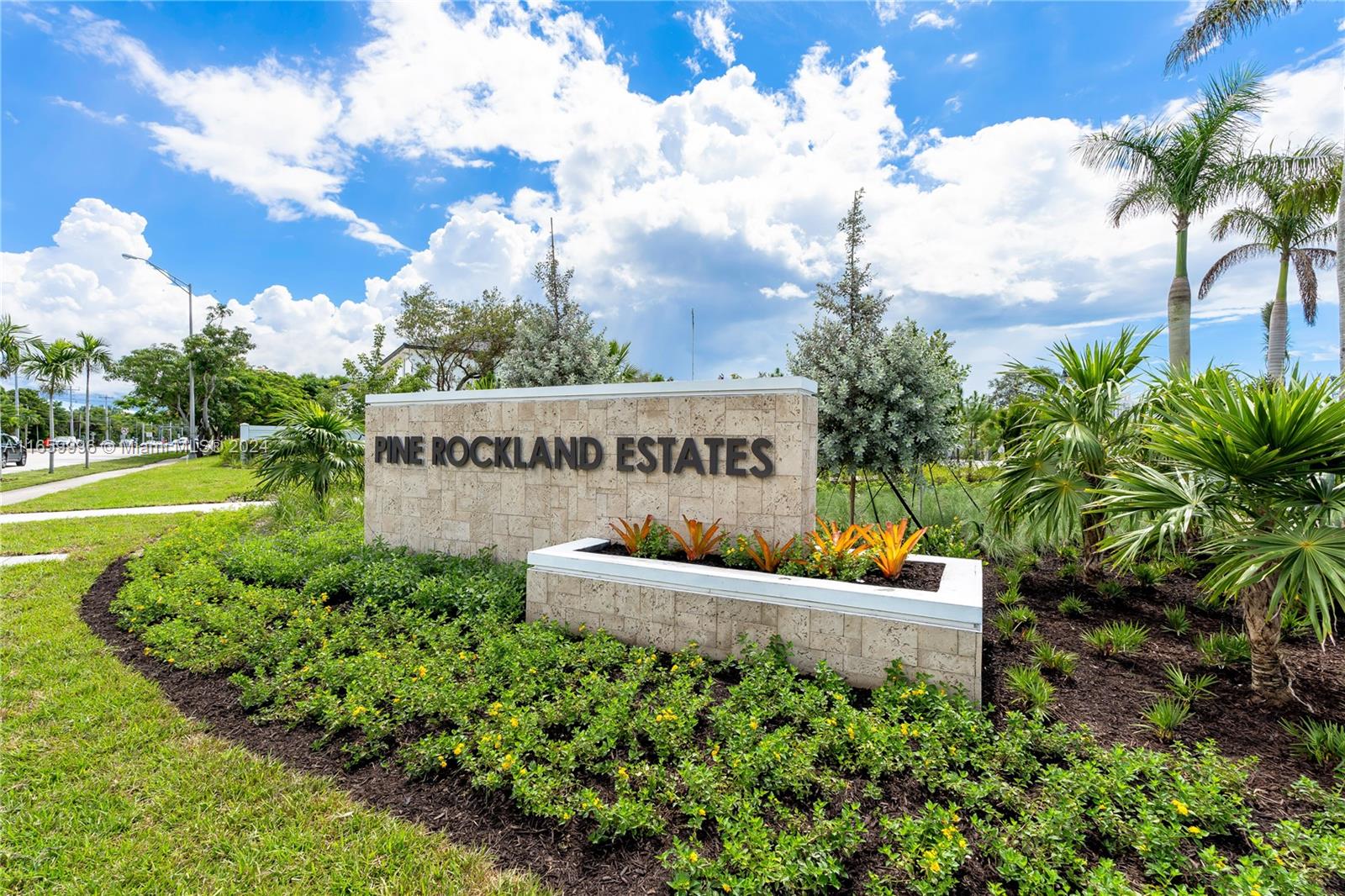 ESTATES AT SUNSET - Residential