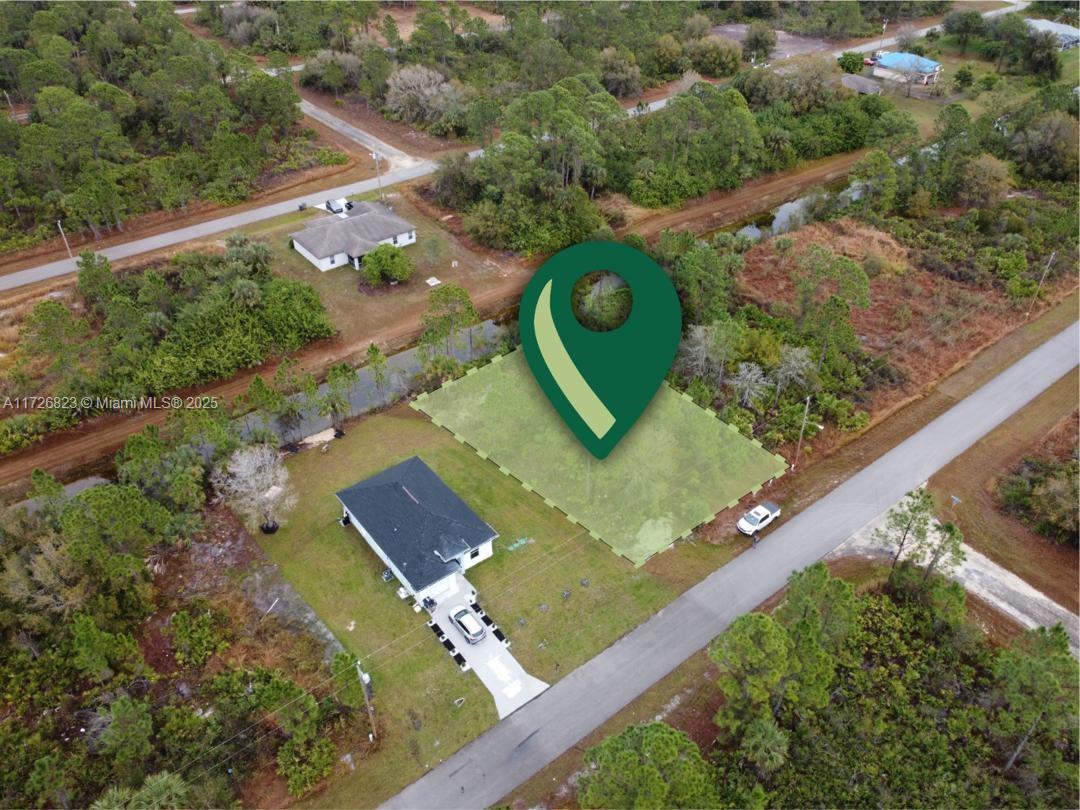 Your Dream Home Awaits in Lehigh Acres!
Own this 0.25-acre lot and embrace the Southwest Florida lifestyle. Perfect for your dream home or as a smart investment, it offers tranquility, accessibility, and single-family zoning.
Located outside flood zones, in a quiet neighborhood near major roads, schools, and Southwest Florida International Airport. Enjoy proximity to Gulf Coast beaches and the vibrant Lehigh Acres community.
Flexible seller financing is available—don’t wait! Contact us today to secure your slice of paradise!