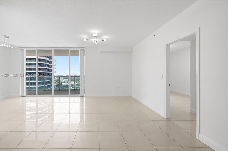 Beautiful 2/2 at Vue at Brickell. 1,255 SF on the 25th floor in the heart of Brickell, walking distance to top dining, shopping, and Brickell City Centre. Resort-style amenities include pool, fitness center, and 24-hour attended lobby. In-unit washer/dryer, one assigned garage space. Minutes from I-95 and Metrorail.