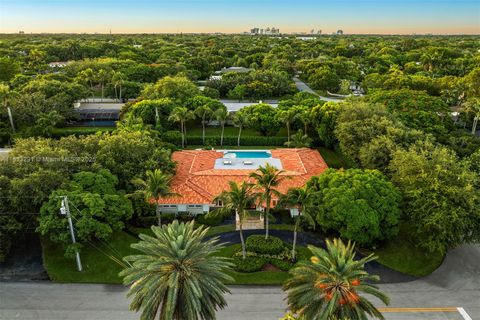 A home in Pinecrest