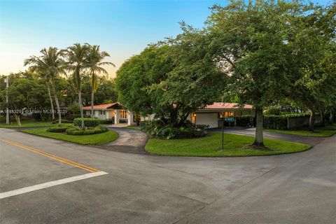 A home in Pinecrest