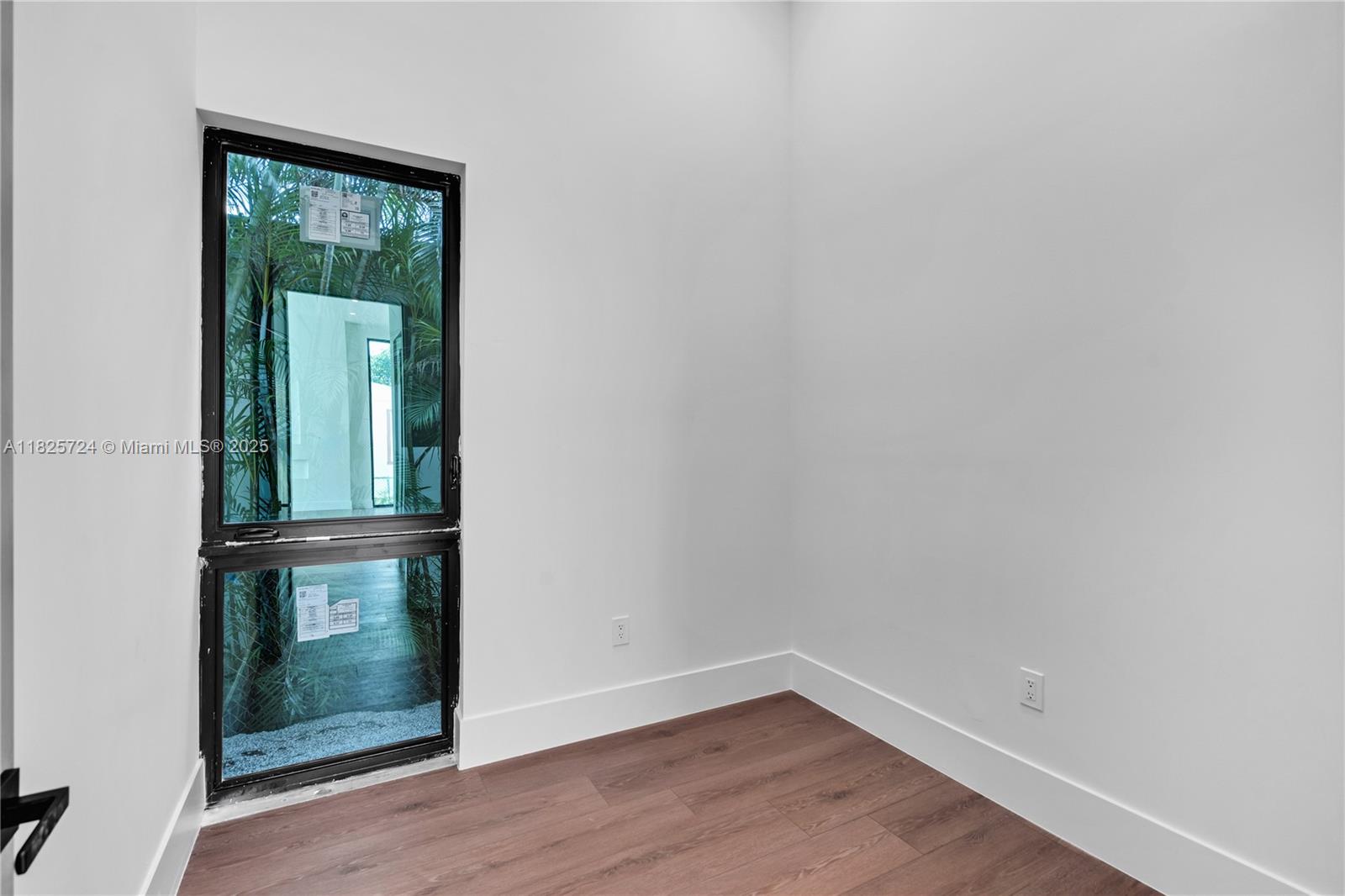 ALLENDALE SUB DB 943-562 - Residential Lease