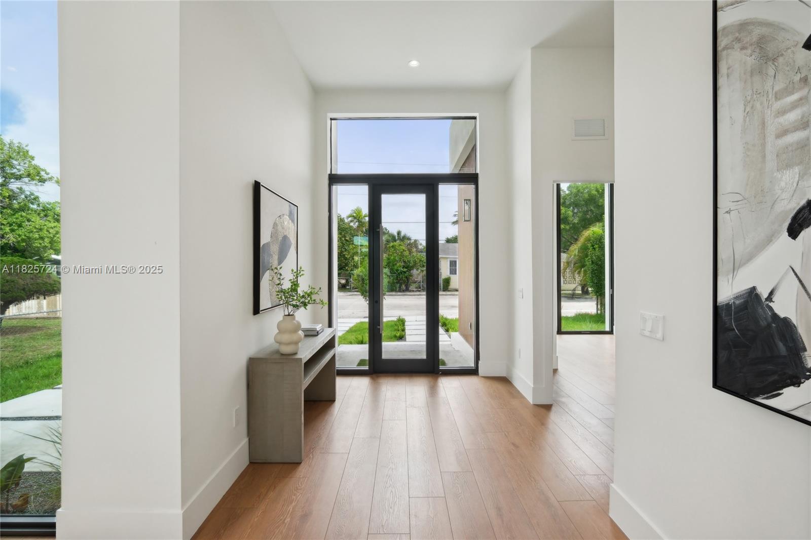 ALLENDALE SUB DB 943-562 - Residential Lease