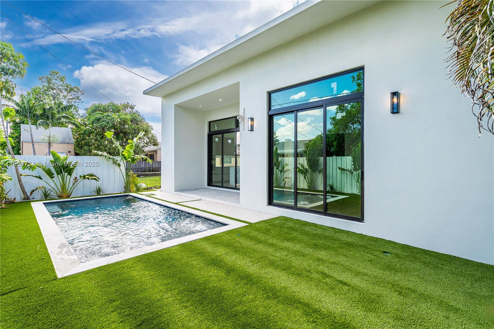 ALLENDALE SUB DB 943-562 - Residential Lease