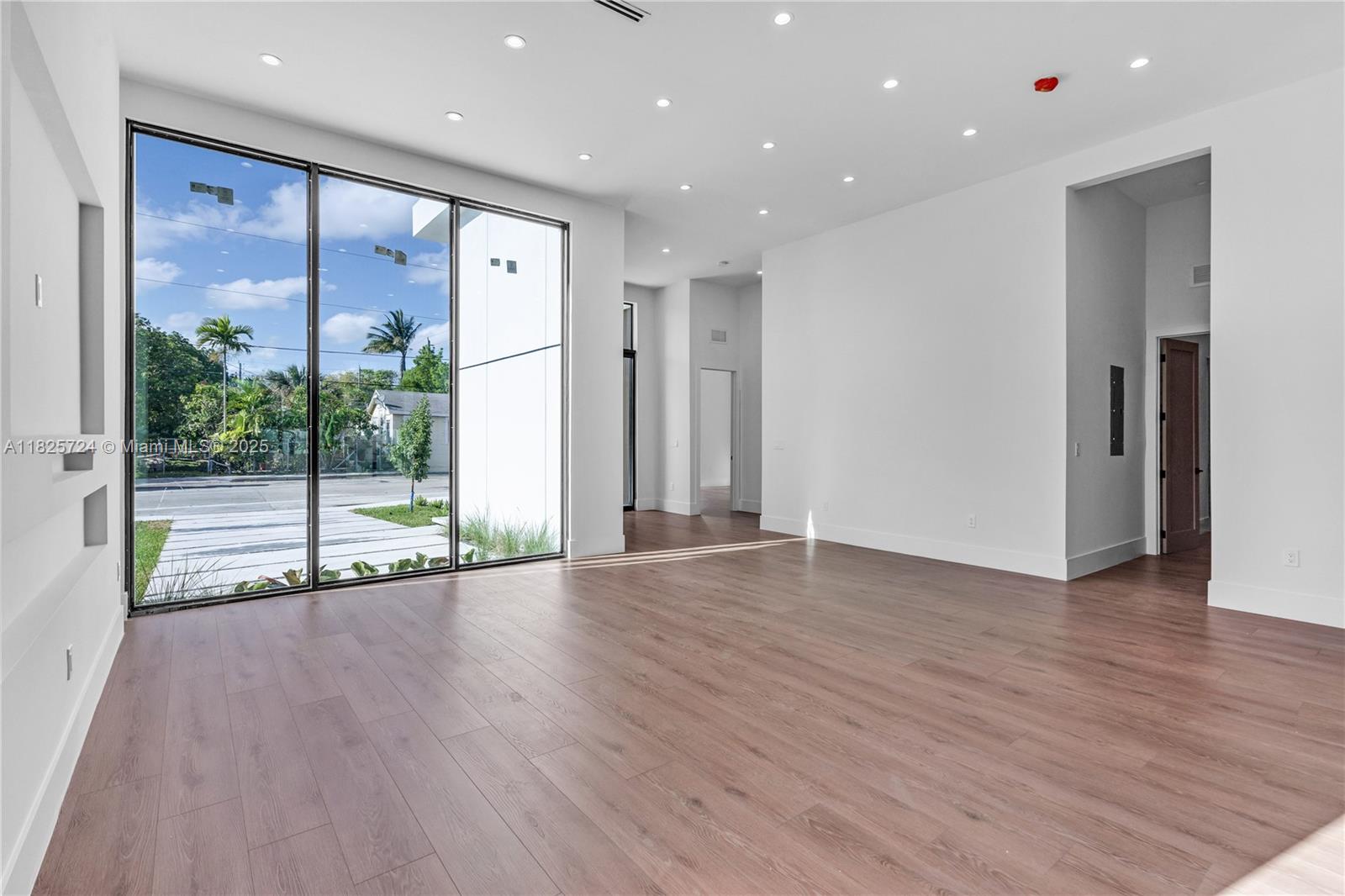 ALLENDALE SUB DB 943-562 - Residential Lease