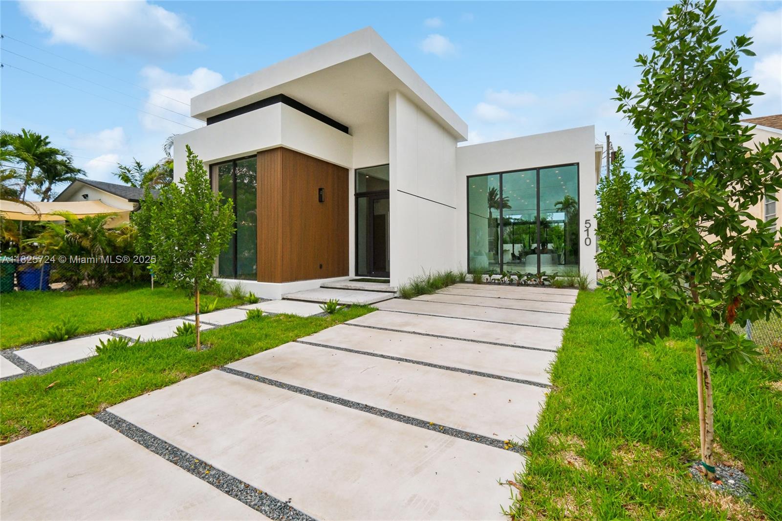 424 NW 43rd St 1