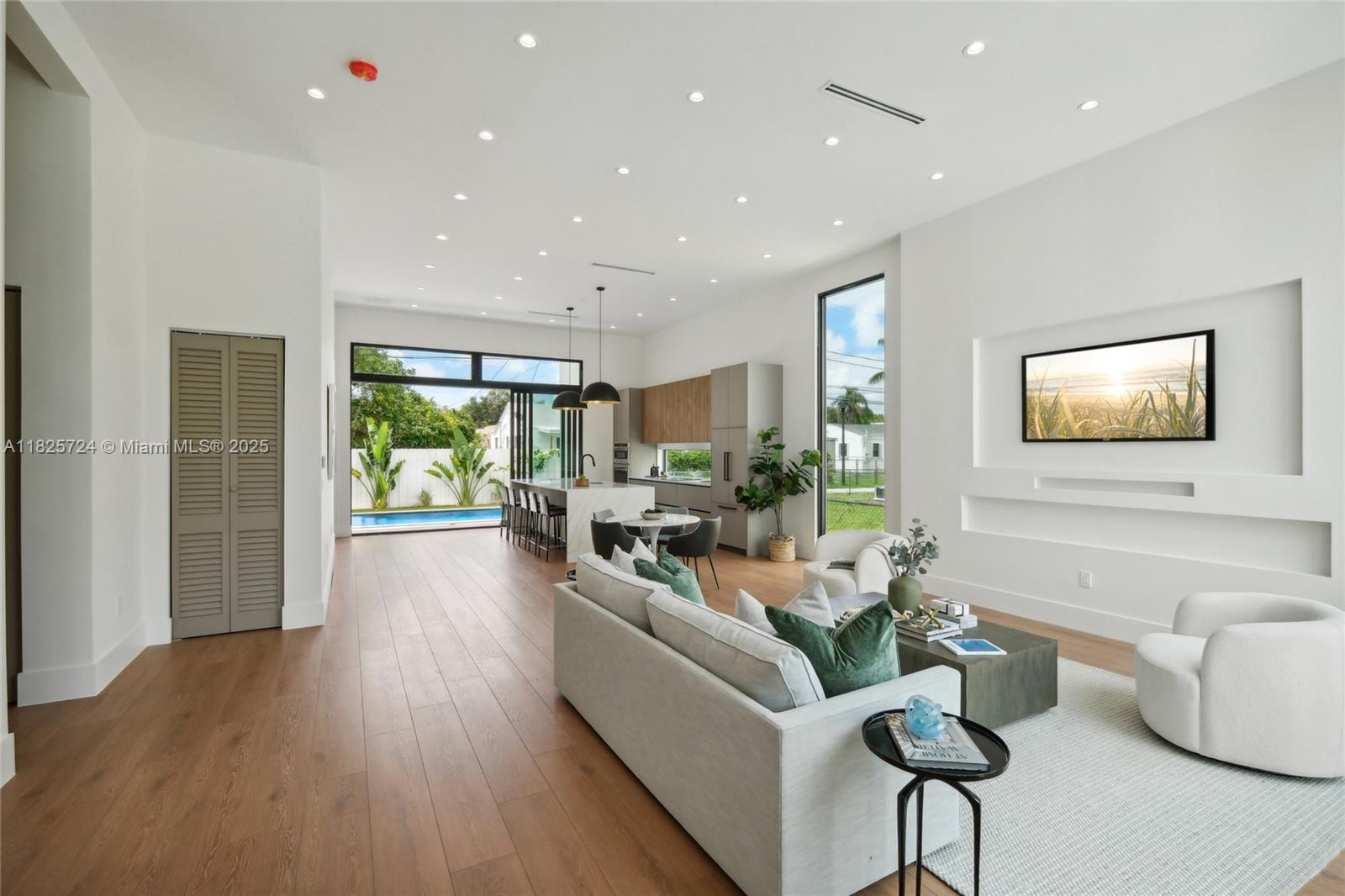 ALLENDALE SUB DB 943-562 - Residential Lease