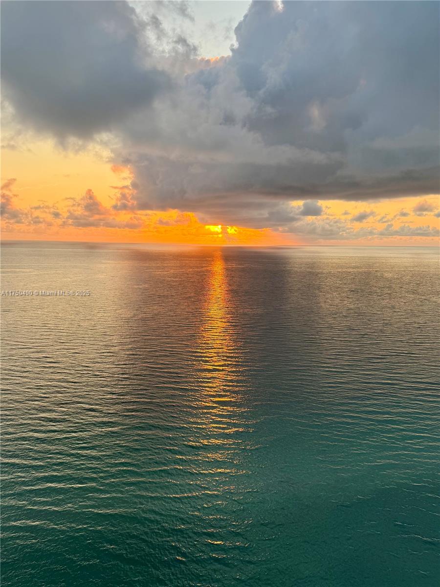 2000 OCEAN CONDO - Residential
