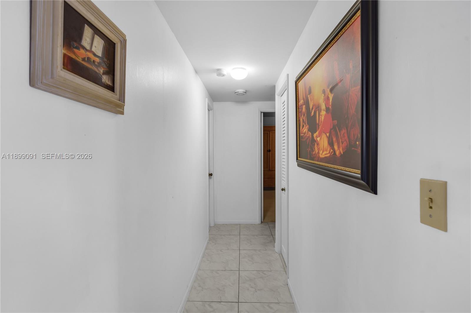 HILLCREST EAST NO 22 COND - Residential