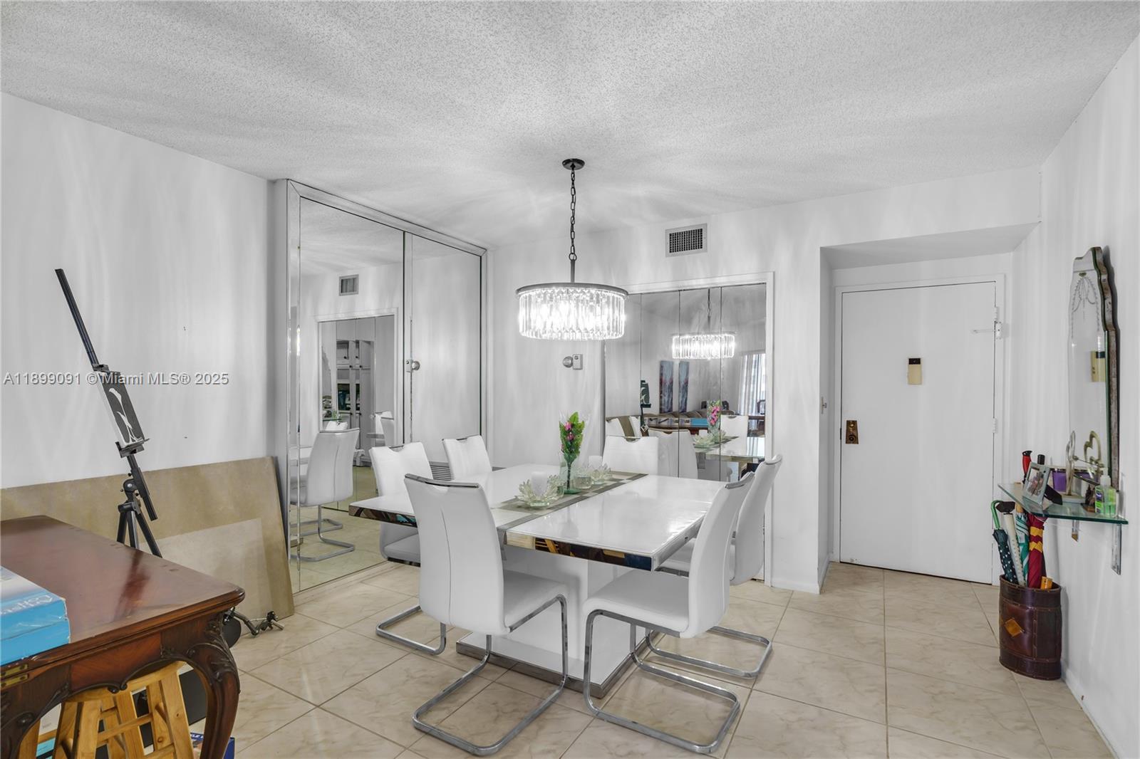 View photos, virtual tours, details... 4350 Hillcrest Dr 314