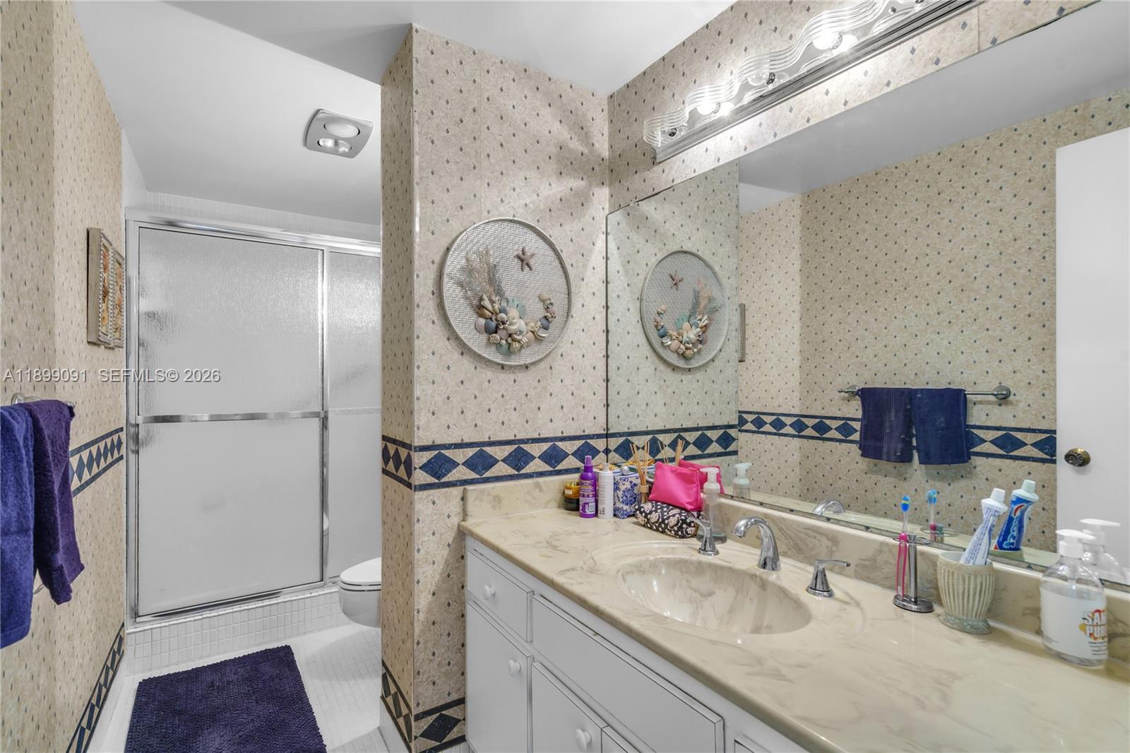 HILLCREST EAST NO 22 COND - Residential