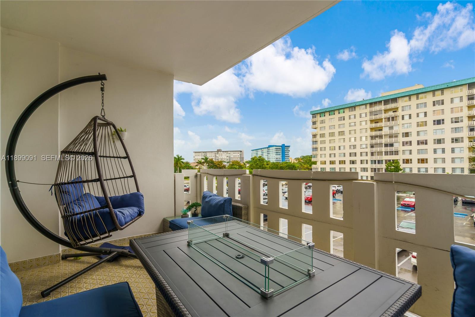 HILLCREST EAST NO 22 COND - Residential