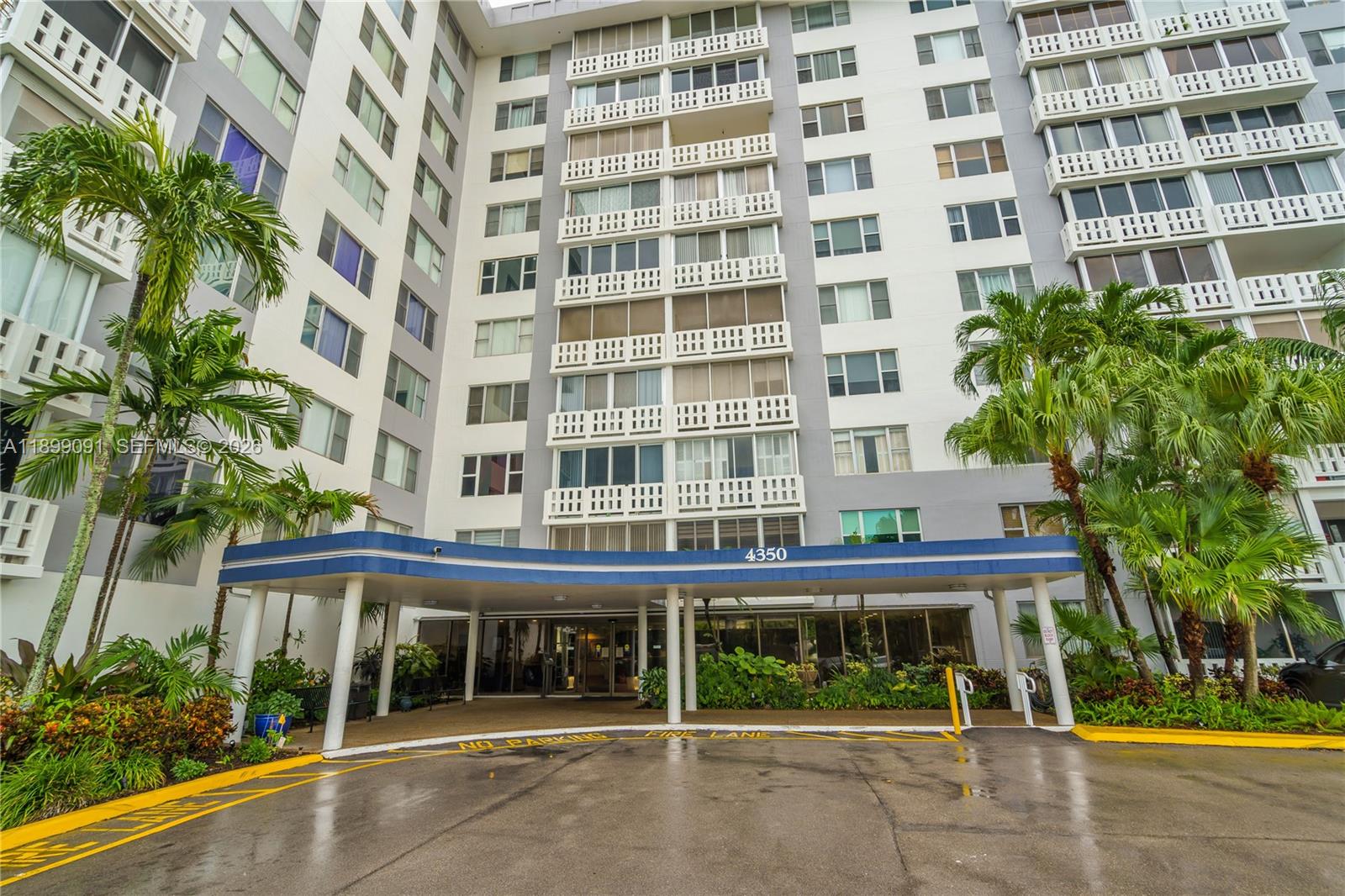 HILLCREST EAST NO 22 COND - Residential