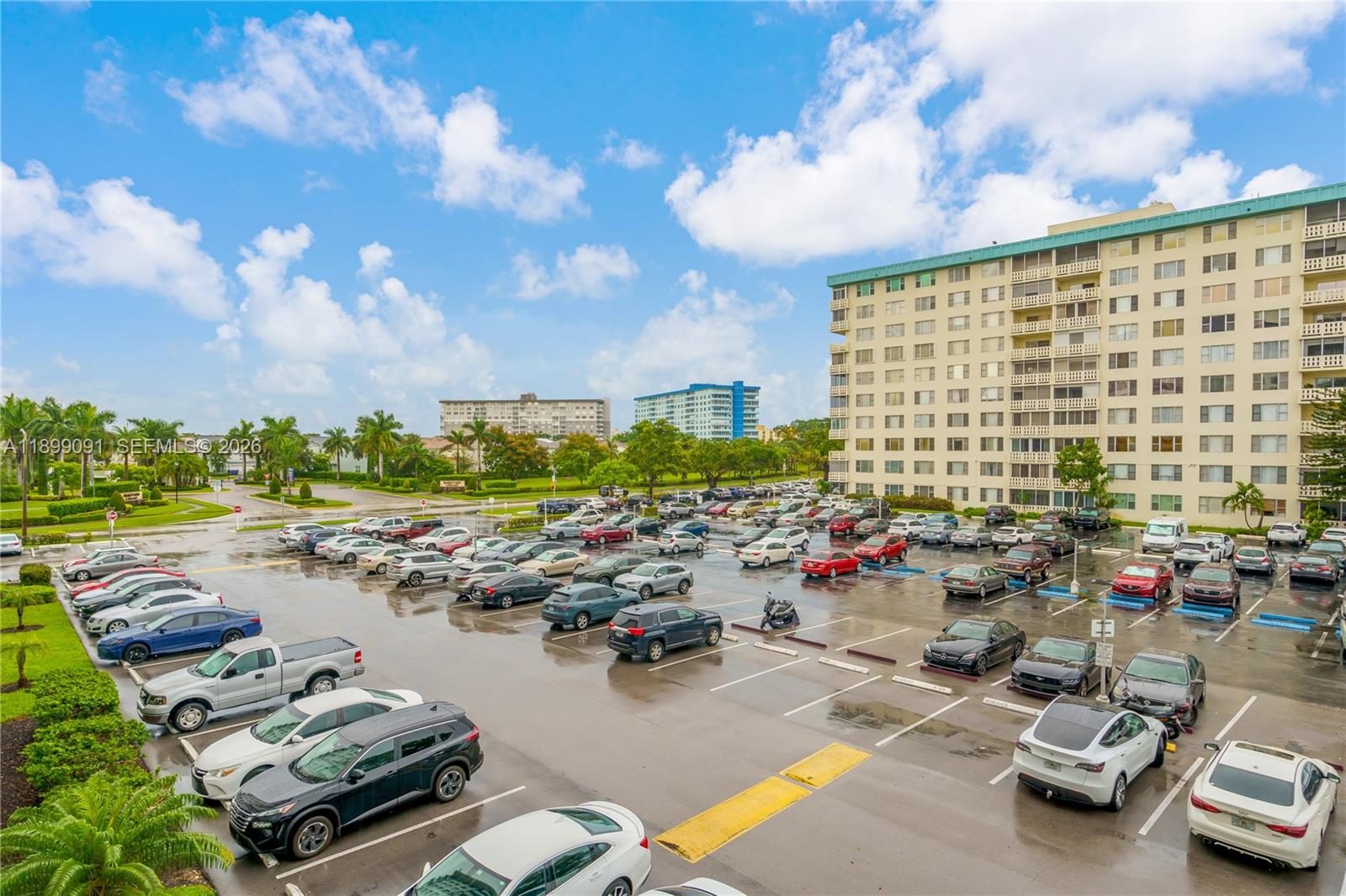 HILLCREST EAST NO 22 COND - Residential