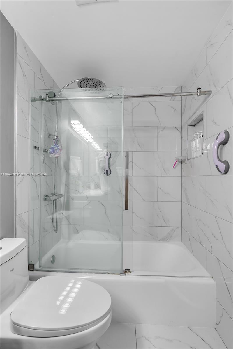 HILLCREST EAST NO 22 COND - Residential